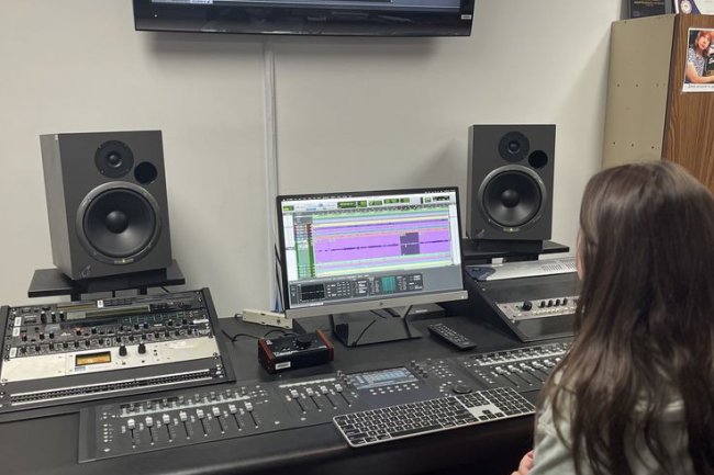 Bagaimana Metadata Membantu Video Musik Lebih Mudah Ditemukan