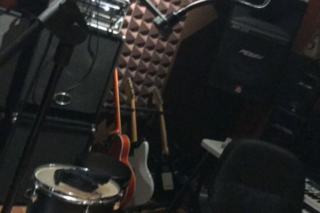 Bagaimana Perusahaan XYZ Meningkatkan Produksi dengan Teknologi Canggih