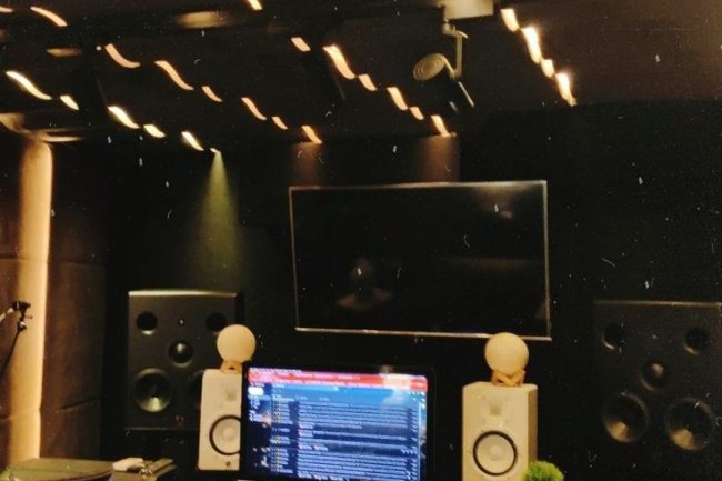 Efek Visual Menggunakan Teknologi CGI dalam Produksi Video Musik