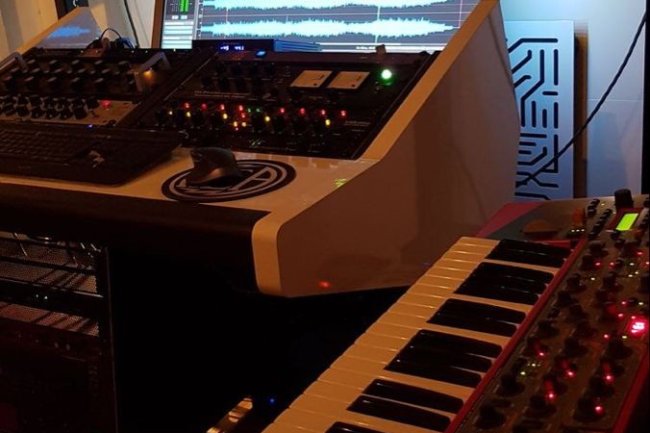 Teknologi Video Editing Non-Linear dalam Produksi Video Musik